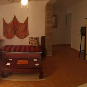 https://almayate-hippie-shack.1costadelsol.com